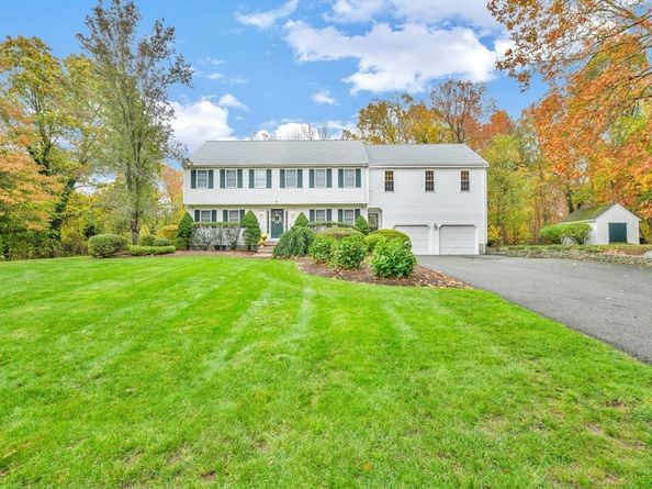 16 Overlook Rd, Stoughton MA 02072