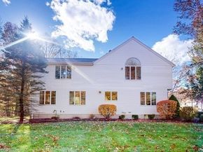 16 Overlook Rd, Stoughton MA 02072