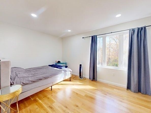 16 Overlook Rd, Stoughton MA 02072