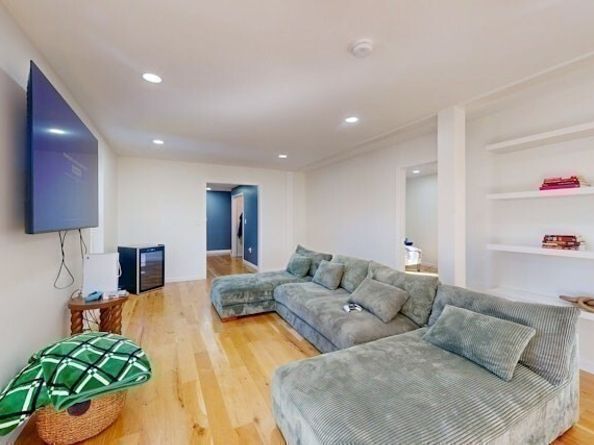 16 Overlook Rd, Stoughton MA 02072