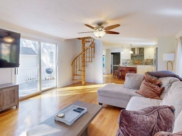 16 Overlook Rd, Stoughton MA 02072