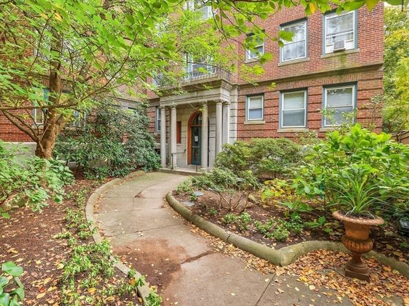 52 Garden St B2, Cambridge MA 02138