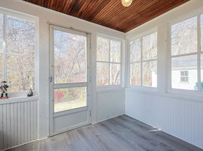 79-81 Upton St, Northbridge MA 01534