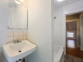 79-81 Upton St, Northbridge MA 01534