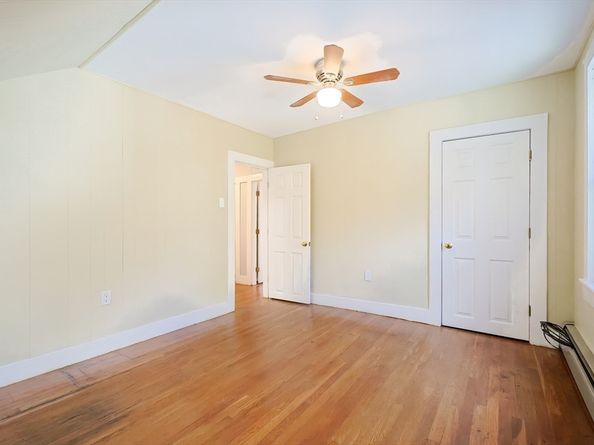 79-81 Upton St, Northbridge MA 01534