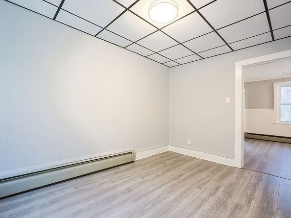 79-81 Upton St, Northbridge MA 01534