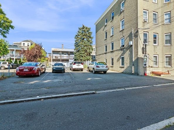 288-292 Washington & 5 Porter St Ct, Salem MA 01970