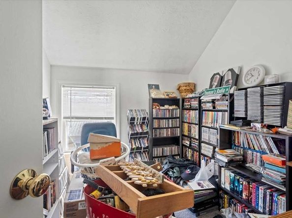 11 A St 11, Northbridge MA 01588