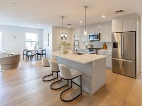 16 Boardman St 105, Boston MA 02128