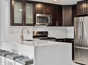 151 Tremont St 16A, Boston MA 02111