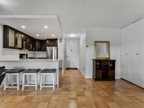 151 Tremont St 16A, Boston MA 02111