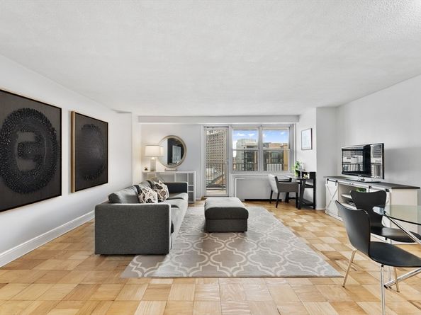 151 Tremont St 16A, Boston MA 02111