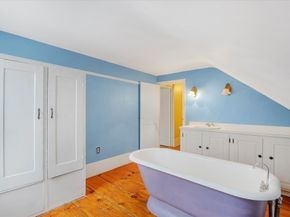 2 Country Club Dr, Halifax MA 02338