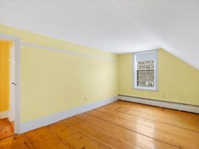 2 Country Club Dr, Halifax MA 02338