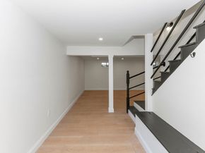 33 Oak Hill Rd, Wayland MA 01778