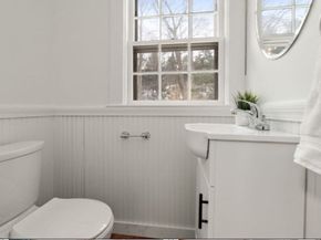 71 Highland Rd 71, Brookline MA 02445