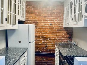 11 Albemarle St 3, Boston MA 02115