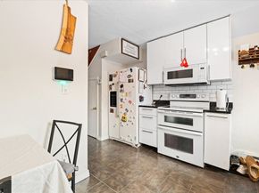 18-24 River St 12, Hudson MA 01749