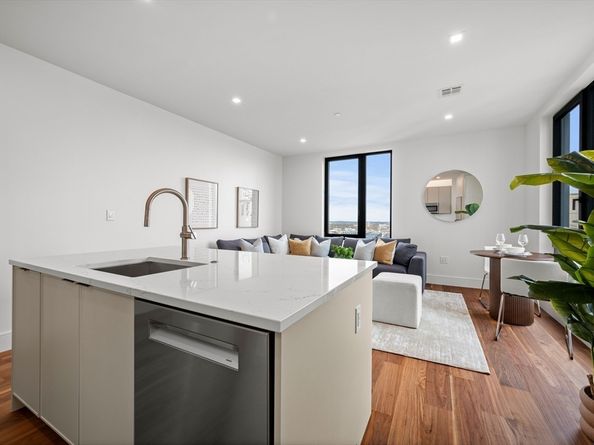 1515 Commonwealth Ave 508, Boston MA 02135