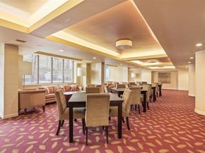 77 Pond Ave 1009, Brookline MA 02445