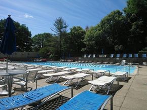 77 Pond Ave 1009, Brookline MA 02445