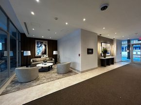 77 Pond Ave 1009, Brookline MA 02445