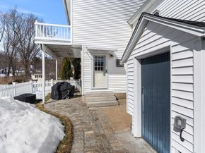 4 Wood St, Chelmsford MA 01863