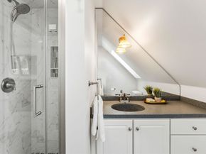 4 Wood St, Chelmsford MA 01863