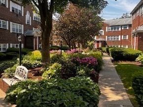 15 Cass Street 3, Boston MA 02132