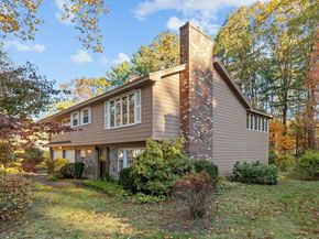 37 Ledgewood Road, Framingham MA 01701