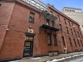 19 Stanhope 2B, Boston MA 02116