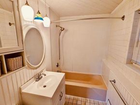 29 Arlington Rd 32, Woburn MA 01801