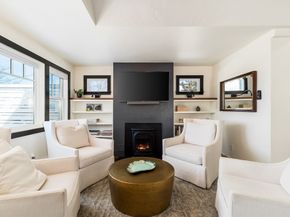 1030 Washington St, Gloucester MA 01930