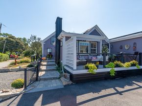 1030 Washington St, Gloucester MA 01930