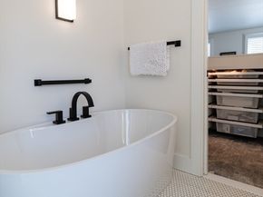 1030 Washington St, Gloucester MA 01930