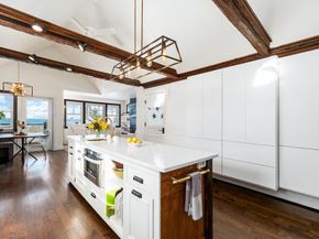 1030 Washington St, Gloucester MA 01930