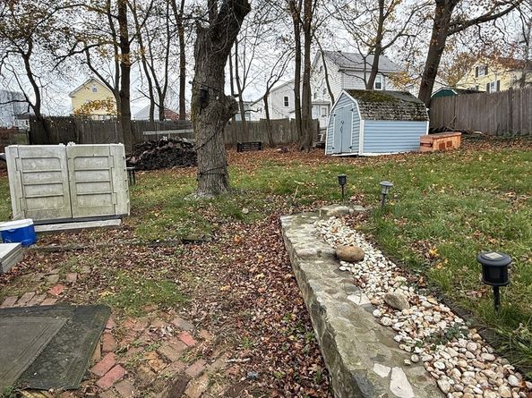 12 Varney St, Salem MA 01970