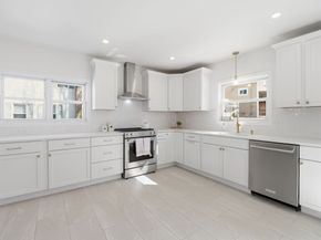 47 Hale St, Leominster MA 01453