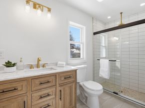 47 Hale St, Leominster MA 01453