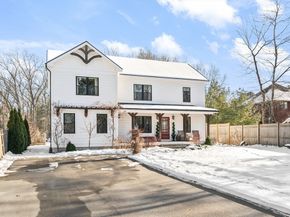 27 Park St, North Reading MA 01864