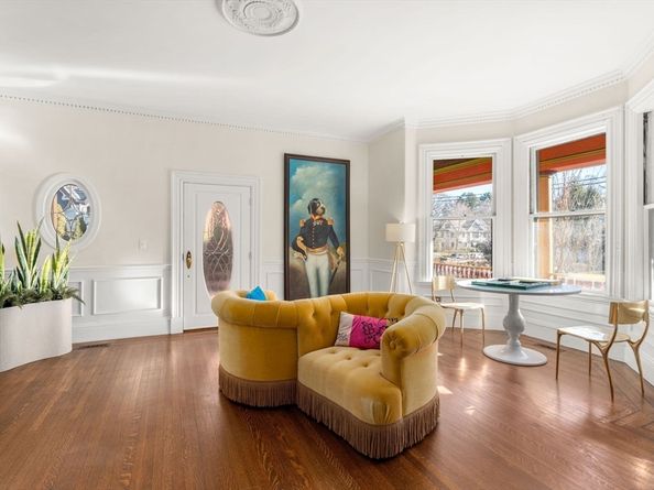 929 Beacon, Newton MA 02459