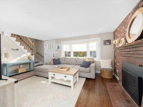 92 Doris Dr, Weymouth MA 02191