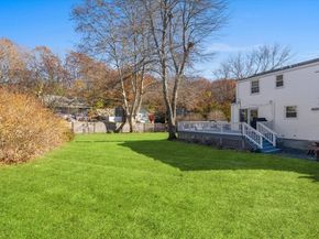 92 Doris Dr, Weymouth MA 02191