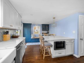 92 Doris Dr, Weymouth MA 02191