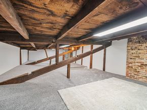 68 Pleasant St 2, Newburyport MA 01950