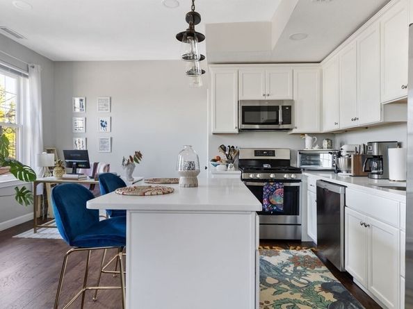 170 Ashmont St 15, Boston MA 02124