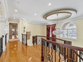 30 Bridle Path, Shrewsbury MA 01545