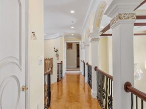 30 Bridle Path, Shrewsbury MA 01545