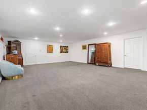 30 Bridle Path, Shrewsbury MA 01545