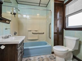 34 Putnam St, Somerville MA 02143